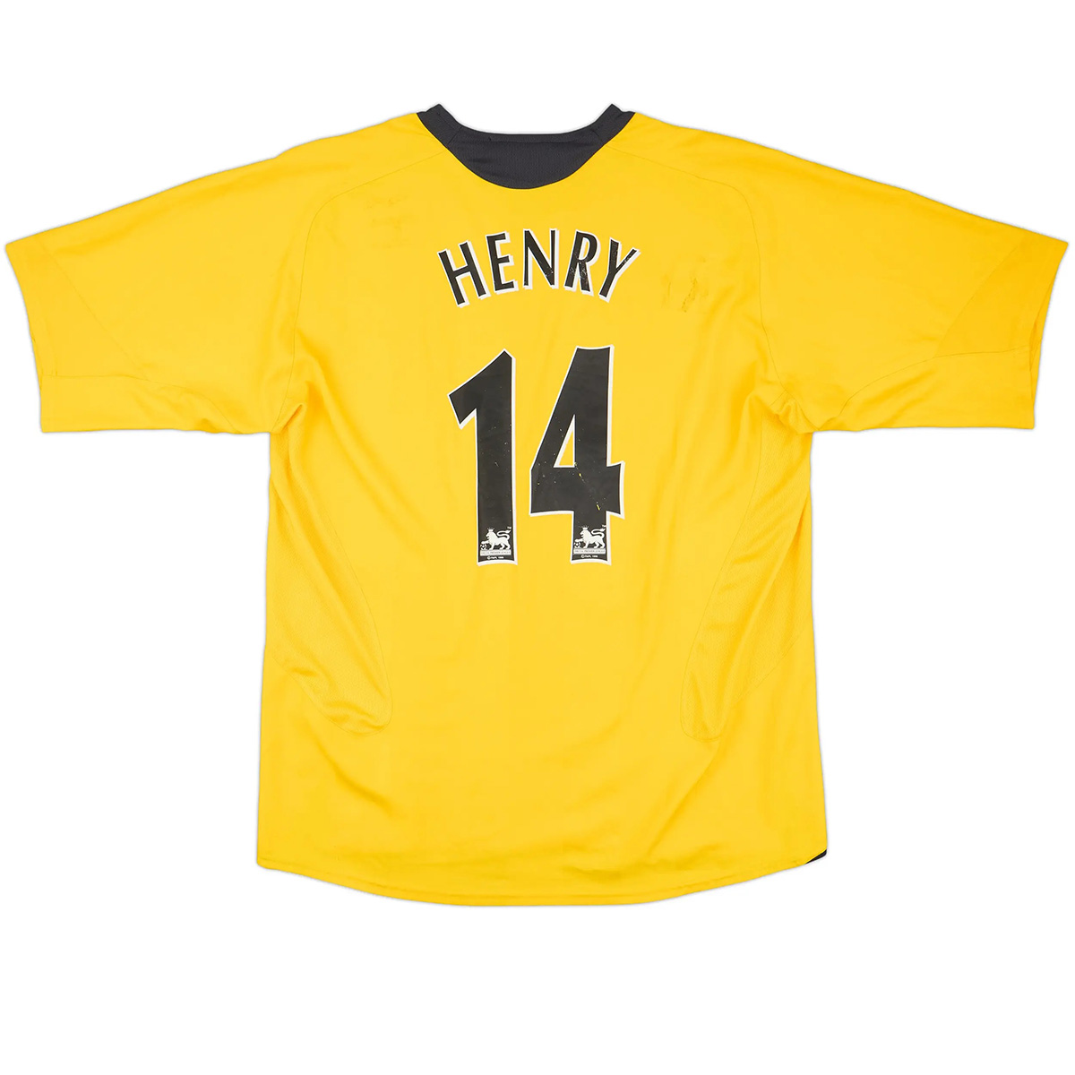 Retro Arsenal Away Jersey 2005/06