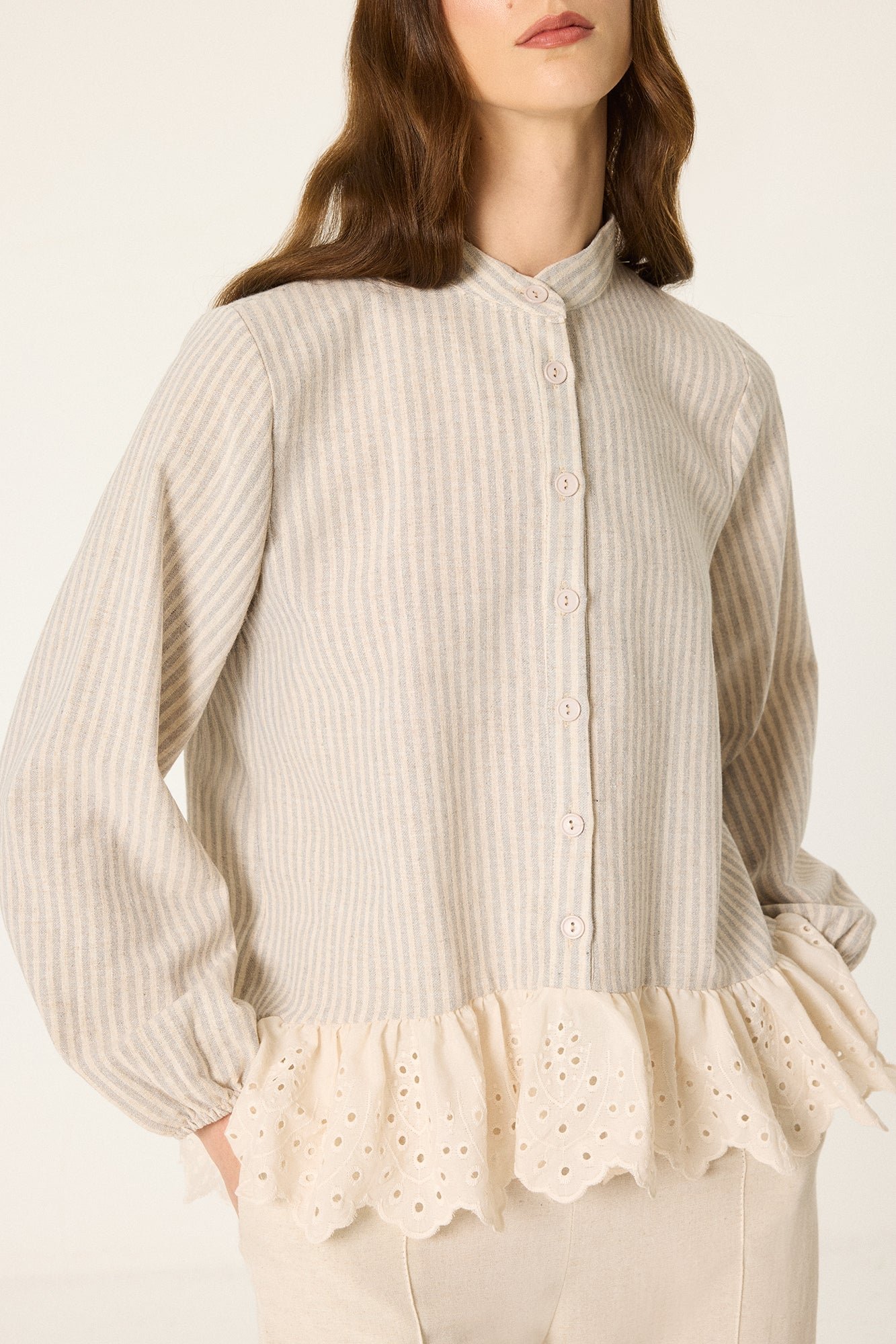 LACE LINEN BLOUSE
