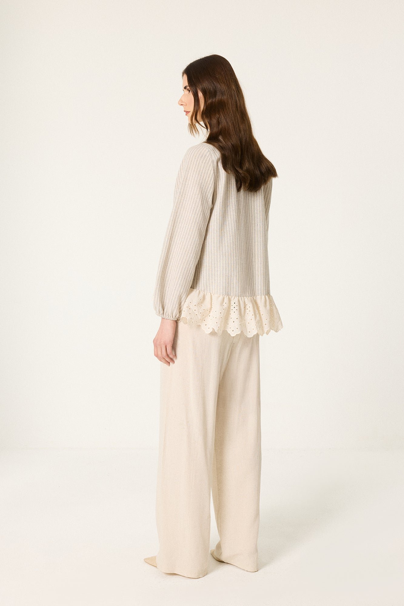 LACE LINEN BLOUSE