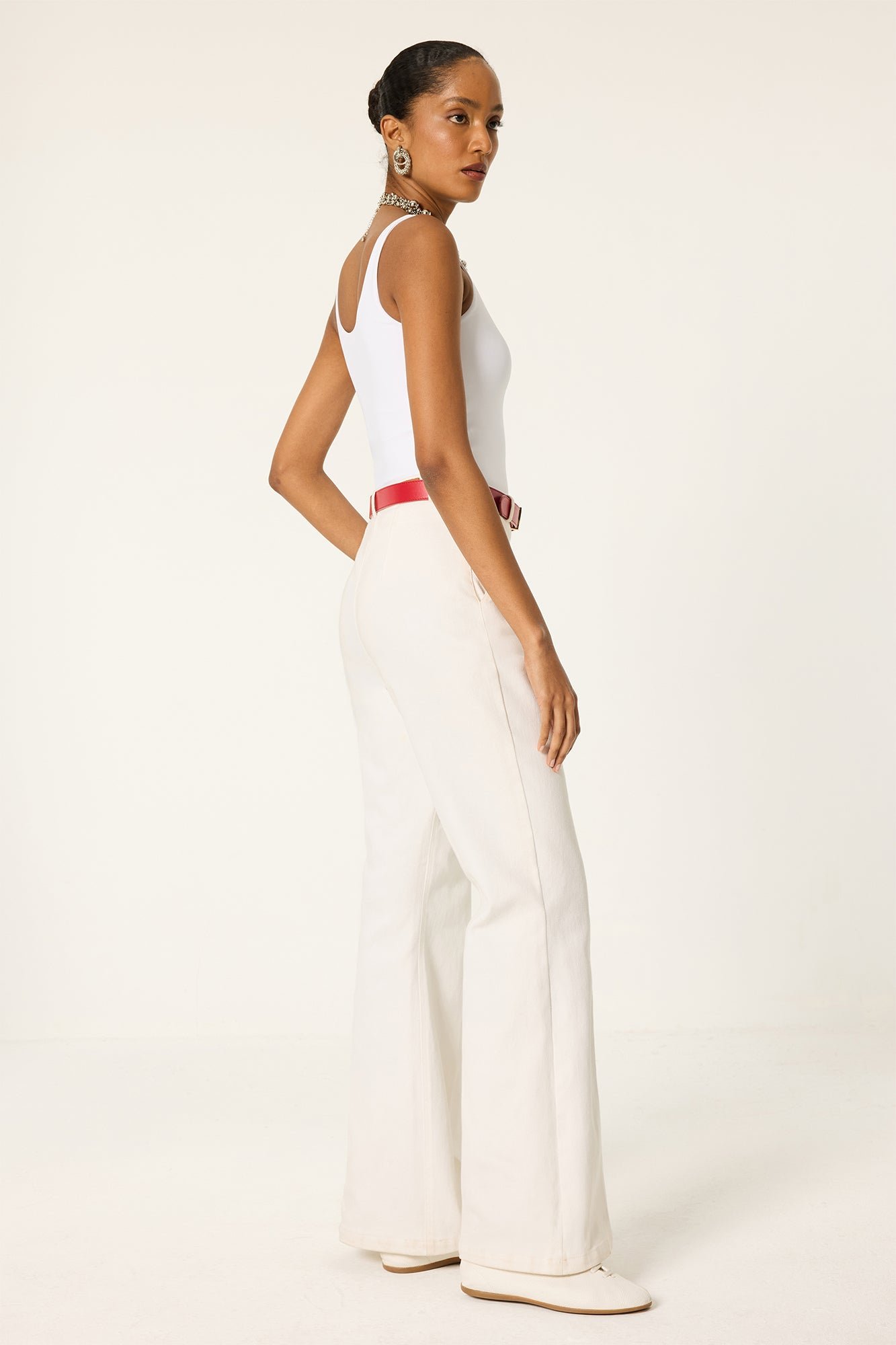 DOUBLE-LAYER THICK STRAP SNAP-BUTTON BODYSUIT