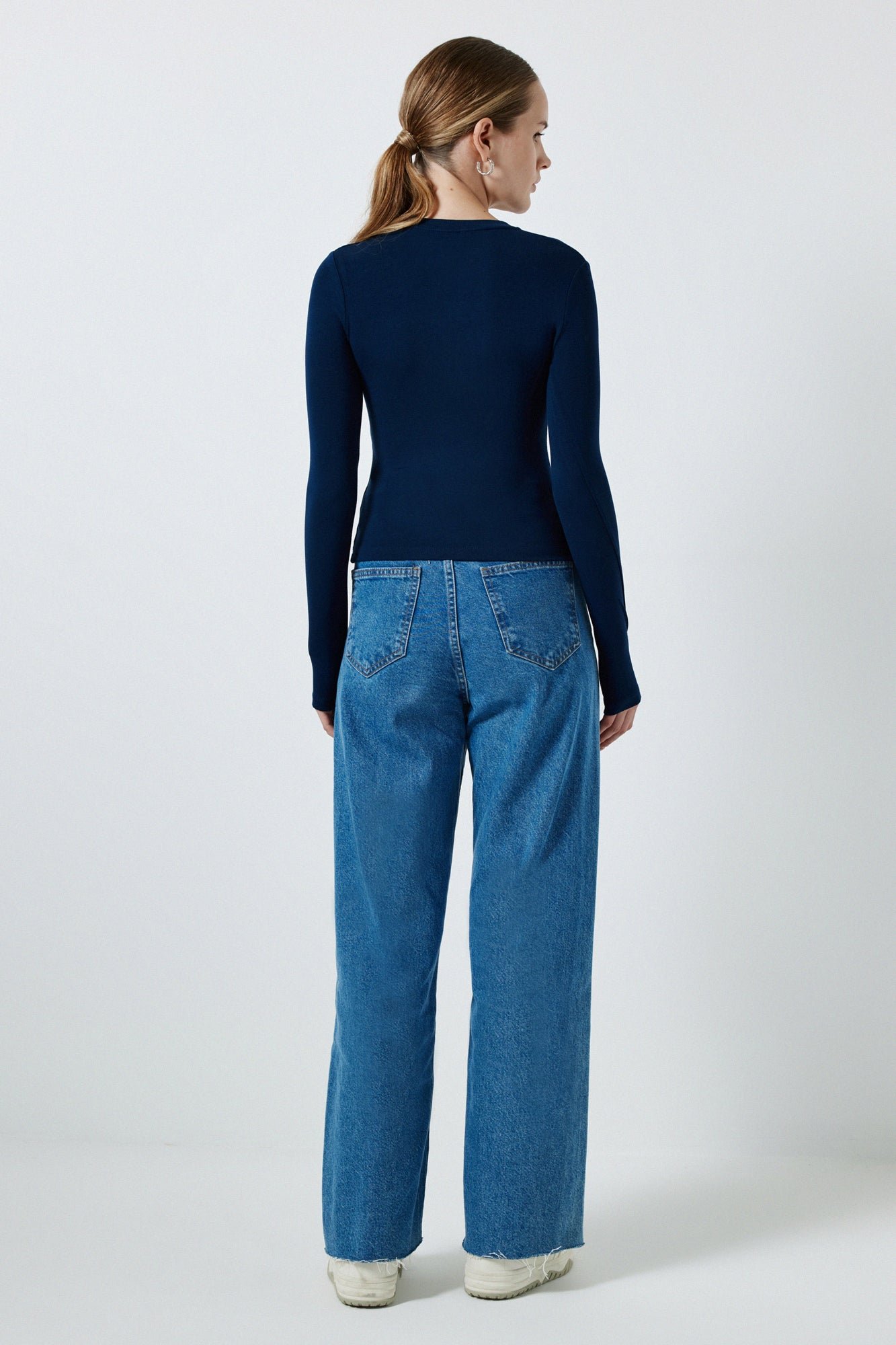 THUMB-FASTENİNG LONG-SLEEVED BODYSUİT