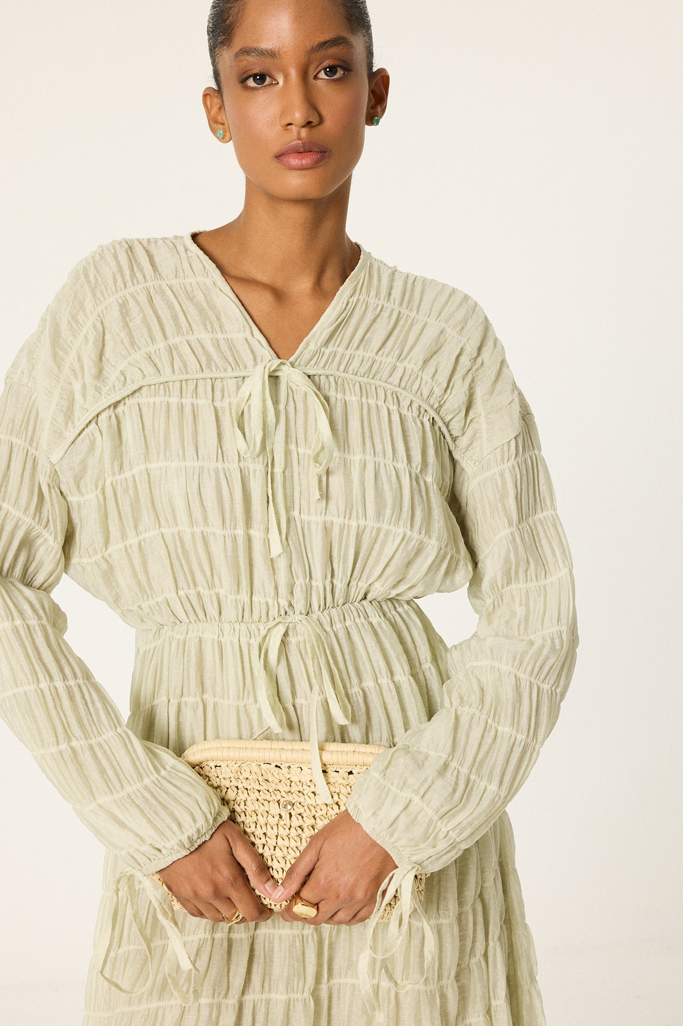 PUFF SLEEVE GATHERED DRESS