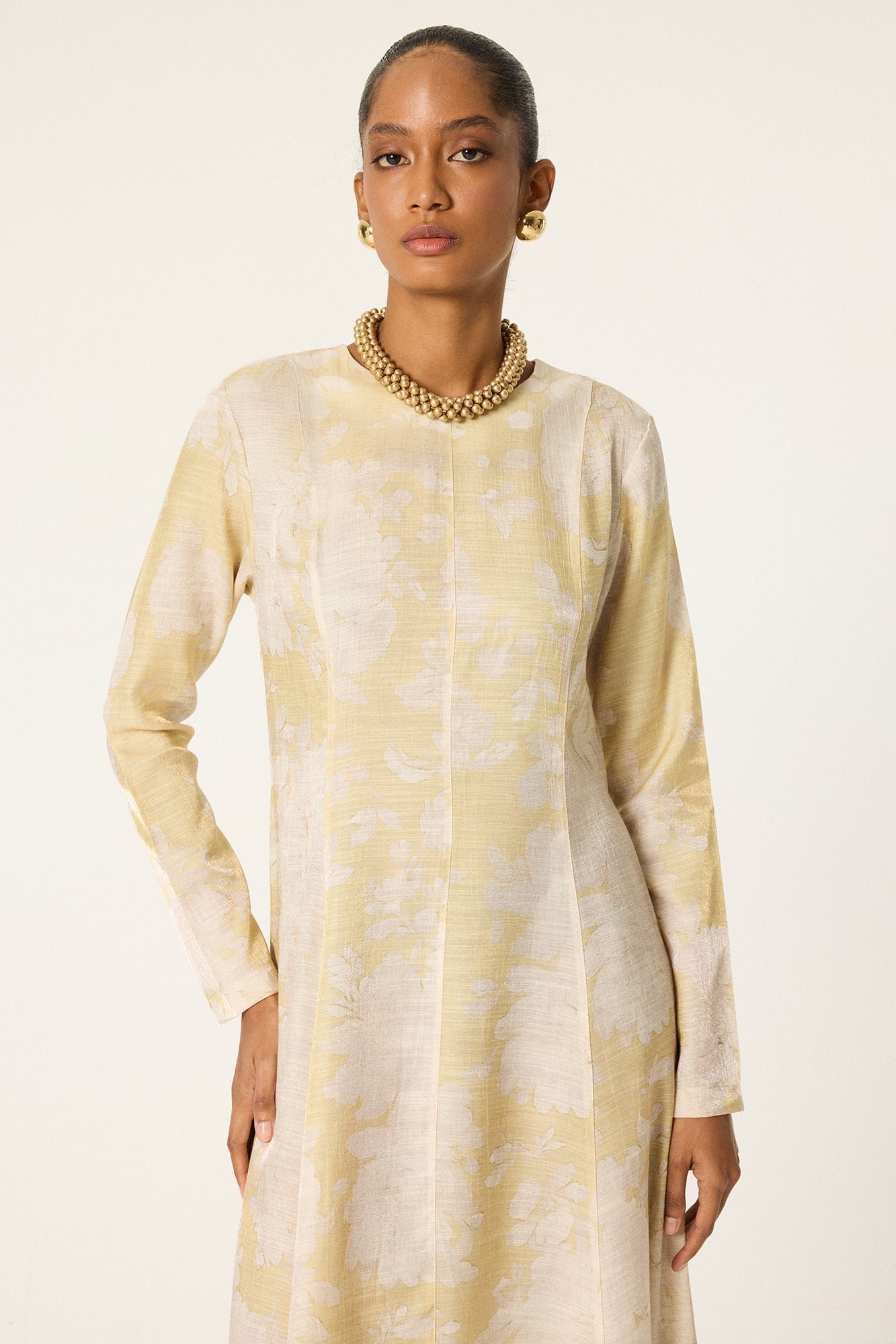 PATTERNED DRESS WITH BINDING BELTS