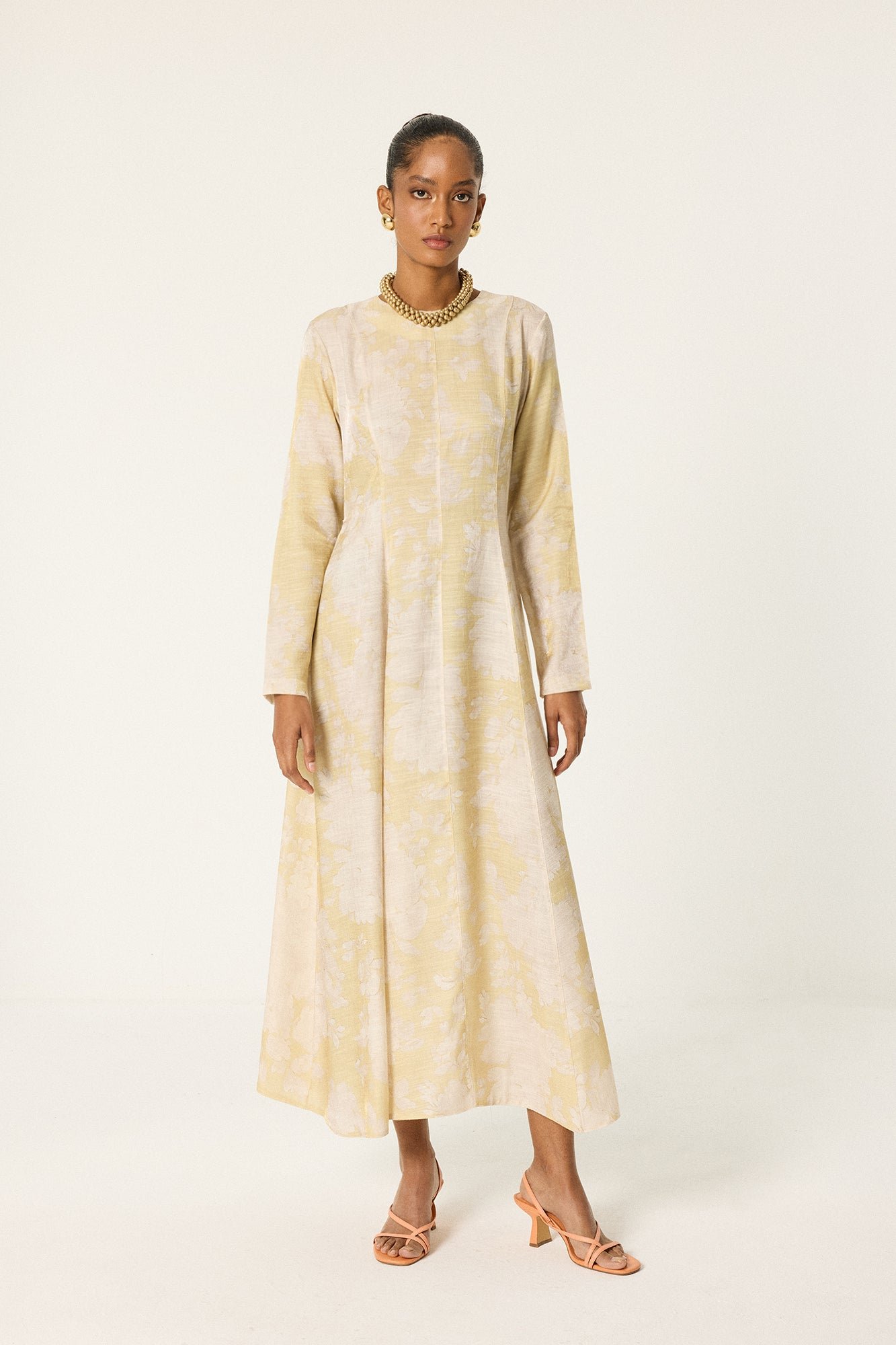 PATTERNED DRESS WITH BINDING BELTS