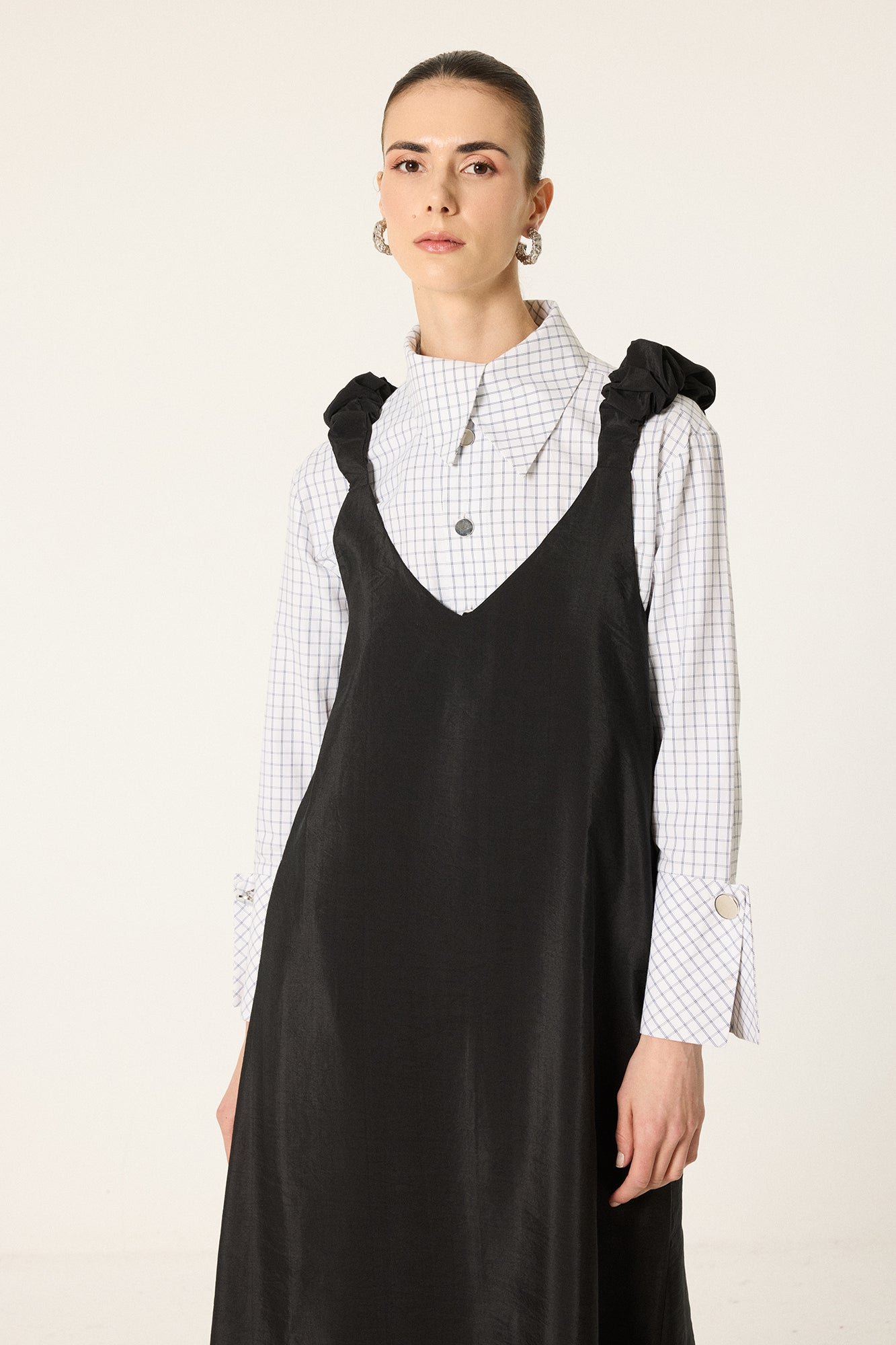 GATHERED SHOULDER CUPRA GILET