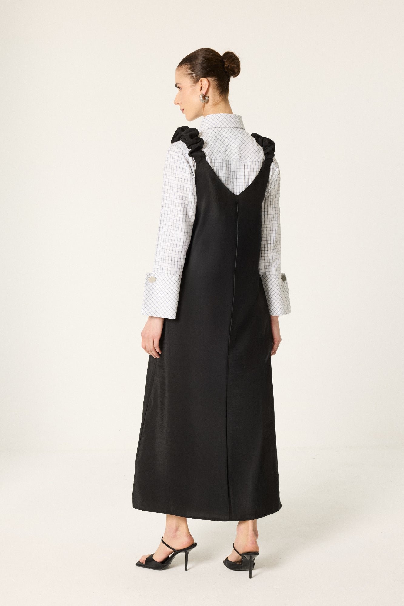 GATHERED SHOULDER CUPRA GILET